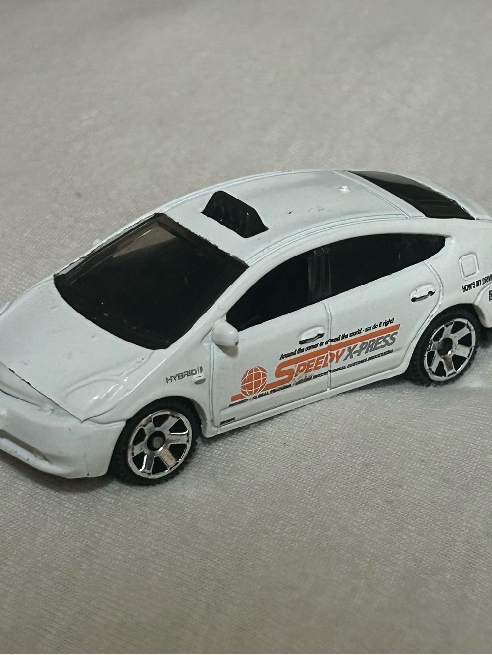 Matchbox 2009 Toyota Prius Taxi "Speedy X-Press" White